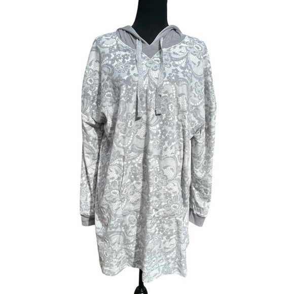 Simply Vera Vera Wang Sweaters - NWT Women’s gray and white hooded soft, sweatshirt by Simply Vera Wang size XL